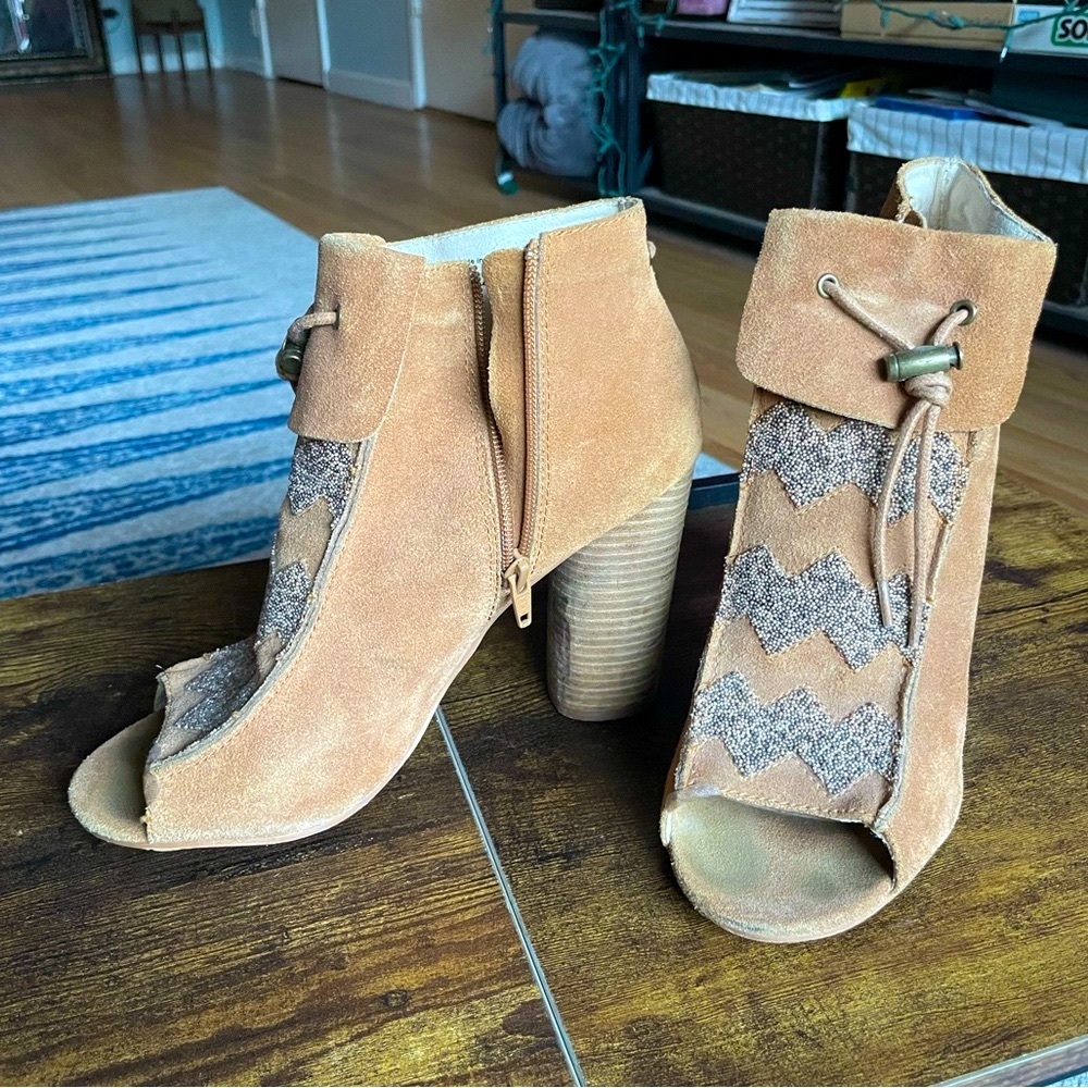 house of harlow suede beaded open toe booties - size 10